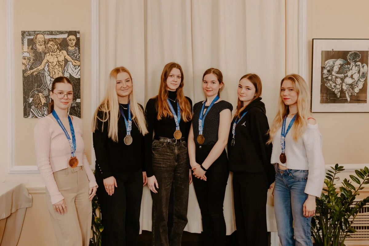 Reedel, 12. aprillil osales meie kooli õpilane Kristiine Kiviste (11LO) üleriigilise soome keele olümpiaadi lõppvoorus. Kristiine tuli edukalt toime 15 keerulis