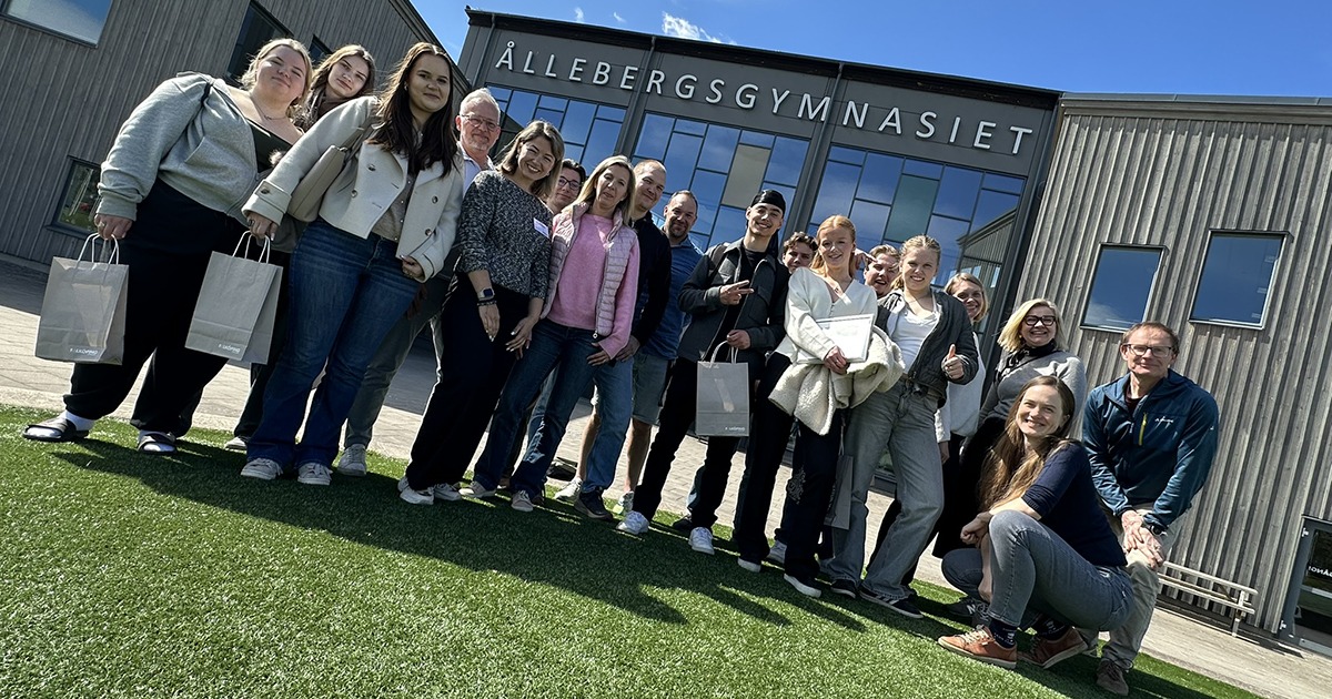 Veebruaris võõrustasime projektipartnereid Tartus (https://tammegymnaasium.ee/nordplus-projekti-kulalised/), nüüd, 5.-9. mail, toimus kohtumine Falköpingis, All
