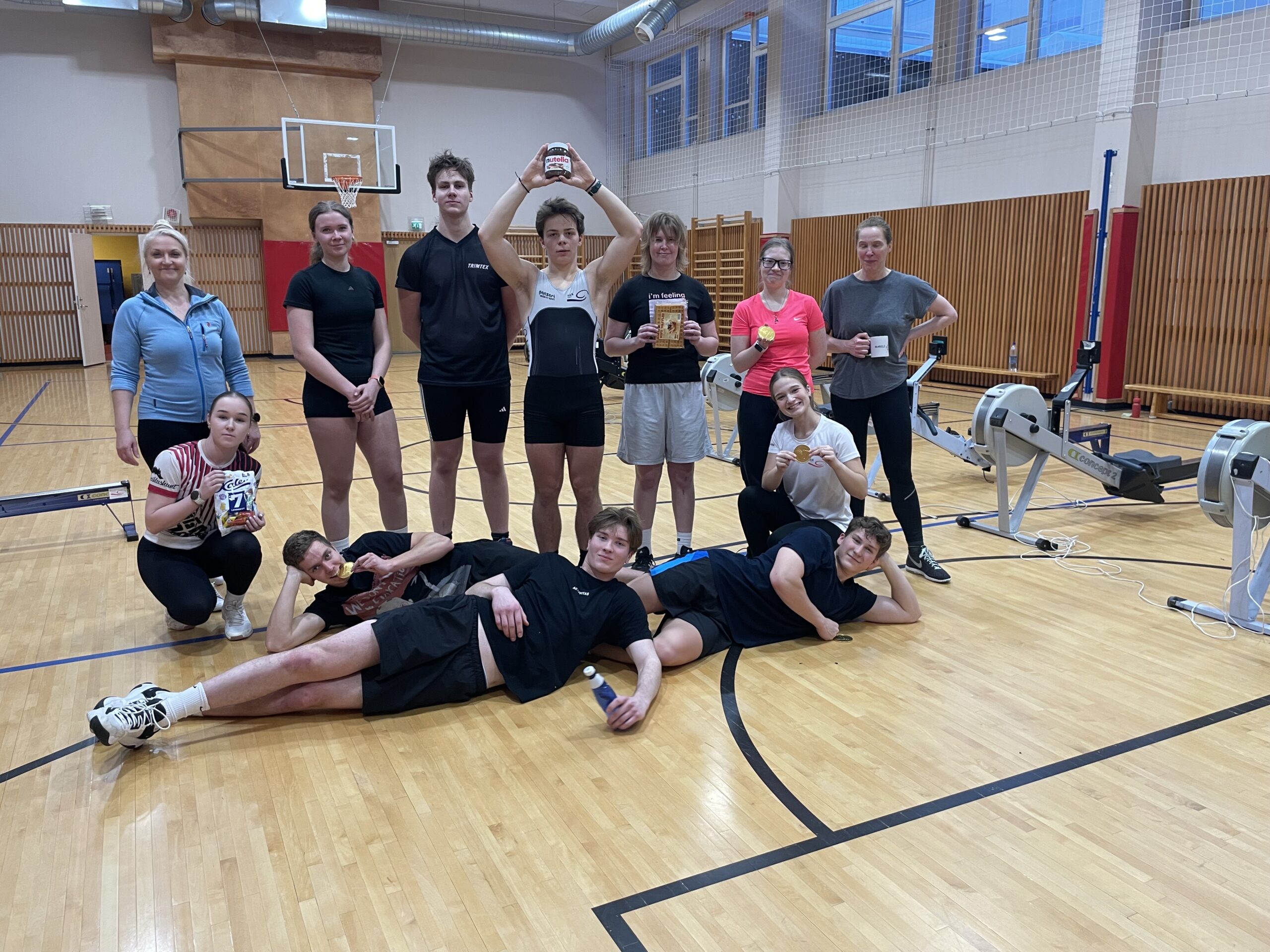 7. jaanuaril toimus Tartu Tamme Gümnaasiumi võimlas mõõduvõtt sisesõudmises. Kokku registreerus võistlusele neli klassi ja õpilaste võistkond. Võistlus oli ping